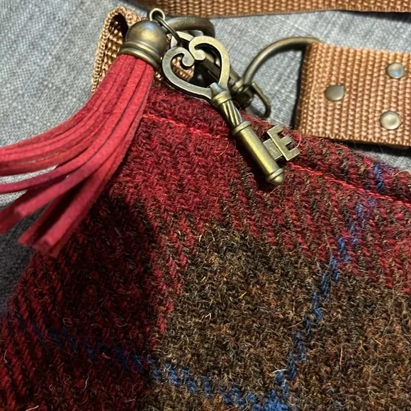 Sold eBay Harris Tweed crossbody bag made with love Seen by Mrs Martin - Picture 6 of 11